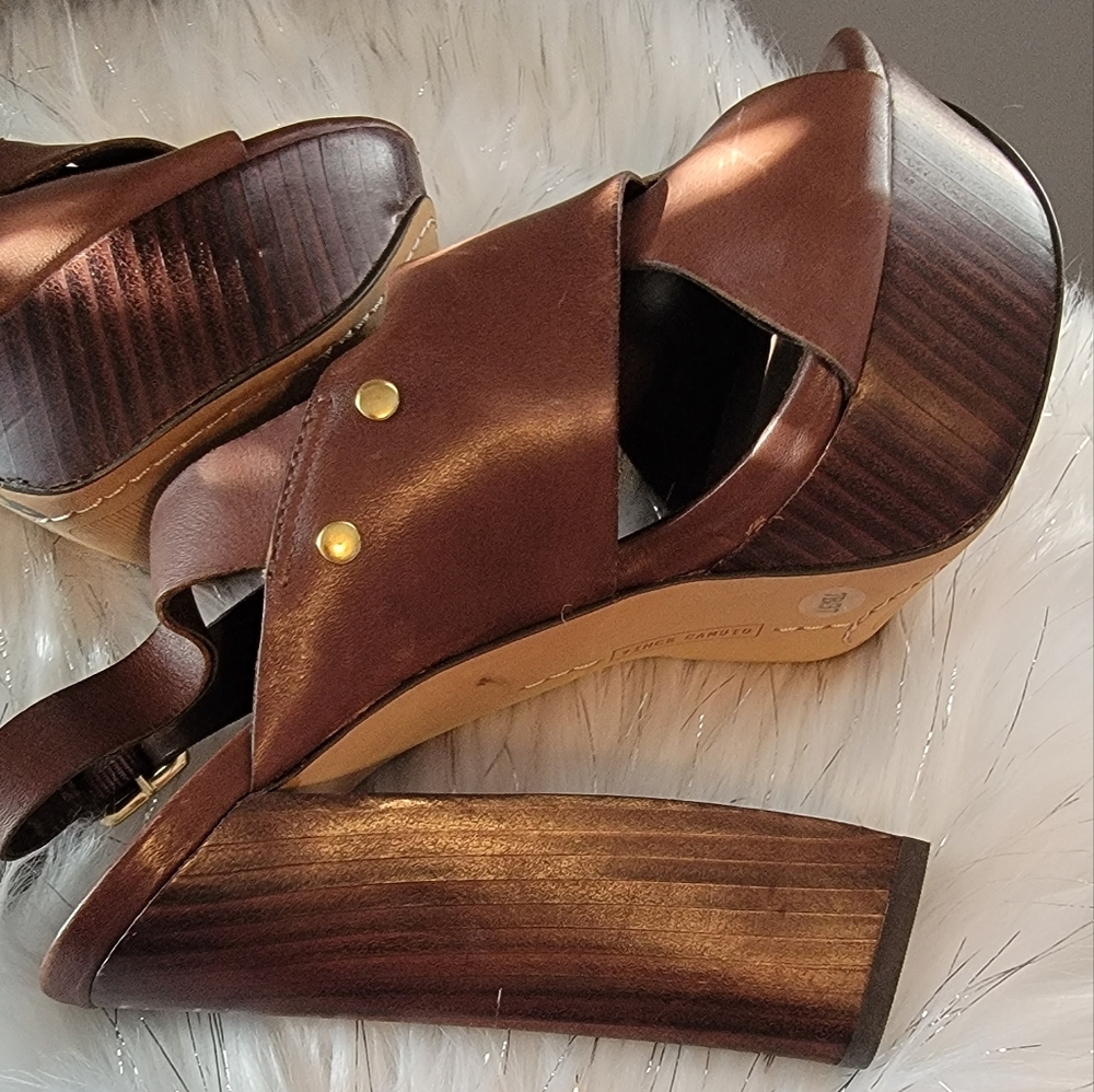 Vince Camuto Leather Sandels - Picture 5 of 6